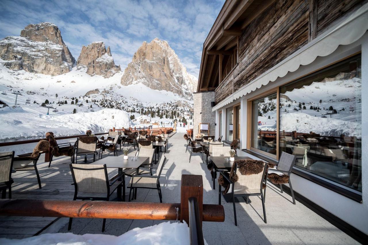Passo Sella Dolomiti Mountain Hotel 4*